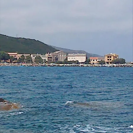 D Hotes Chez Raymonde Et Sandrine