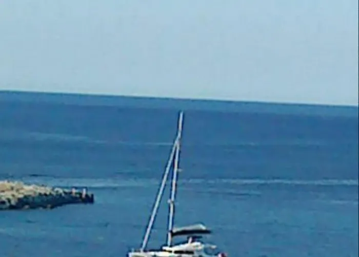 Bed & Breakfast D Hotes Chez Raymonde Et Sandrine 3*