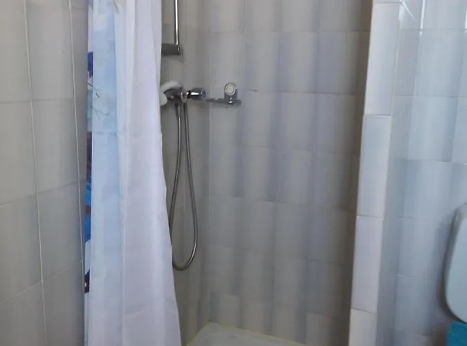 D Hotes Chez Raymonde Et Sandrine