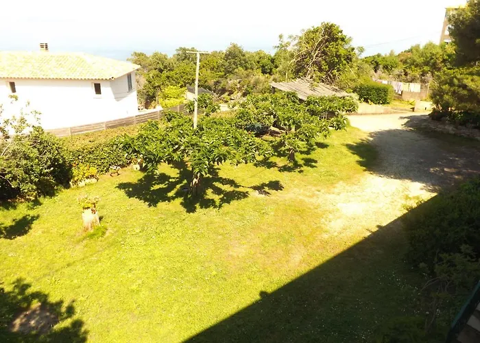 D Hotes Chez Raymonde Et Sandrine Bed & Breakfast